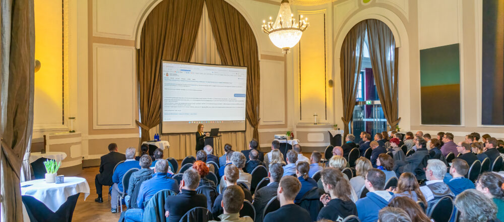 Jetzt Platz sichern: Das assono KI-Forum am 8. Mai 2025 in Bad Oeynhausen